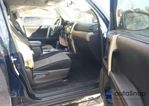 2017 Toyota 4Runner Sr5 z USA, uszkodzony, nr VIN JTEBU5JR0H5429723